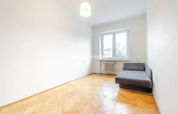 59m2 3 pok+os kuchnia Ul.Staszczyka Bronowice