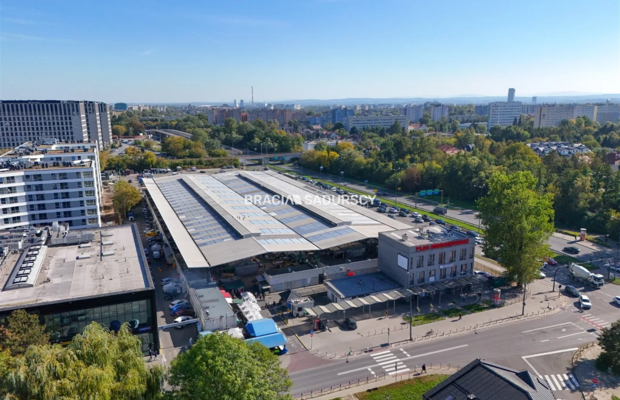 Obiekt handlowy z możl. rozbudowy, działka 250m2