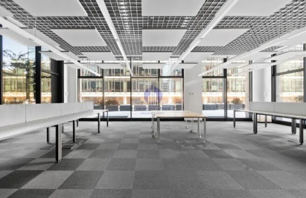 Mokotów: lokal usługowo-biurowy 390m2 do wynajęcia