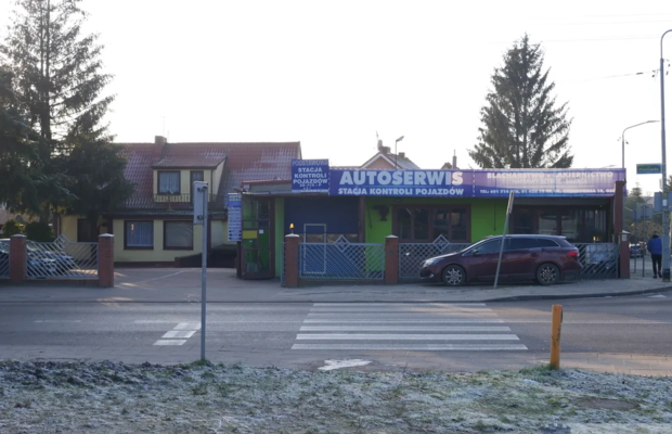Na sprzedaż warsztat samochodowy + dom. Okazja !!!