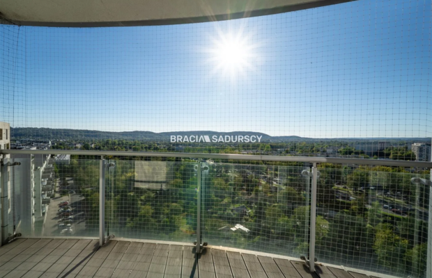 Bronowice Salwator Tower 13 piętro widok balkon