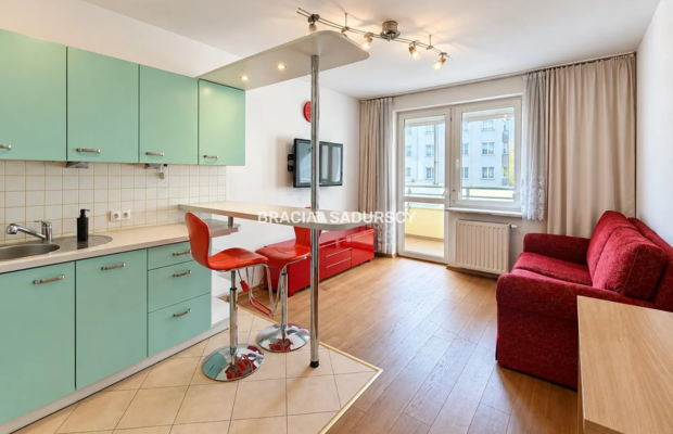 Sprzedam 2 pokojowe mieszkanie 45 m2, Okulickiego