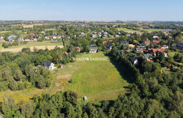 Brzozówka, gm. Zielonki 1,1ha + media