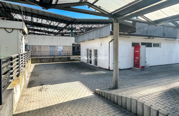 Obiekt handlowy z możl. rozbudowy, działka 250m2