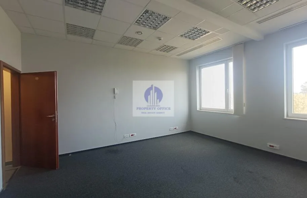 Mokotów: lokal biurowy 31,59 m2 do wynajęcia