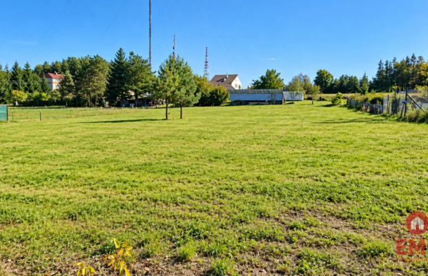 Działka budowlana 1571 m2.
