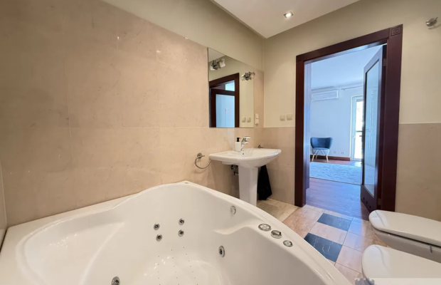 Mieszkanie 101, 16 m², 3 pokoje, garaż, recepcja