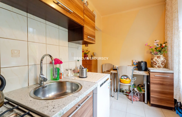 2 POKOJE | 52 m2 | II PIĘTRO | OS. SIKORSKIEGO
