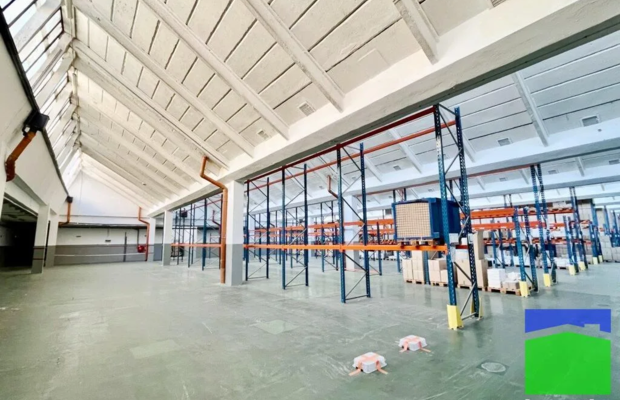 Górna - hala na parterze 3080 m2 ul. Senatorska