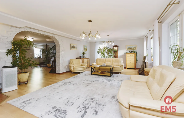 Dom 247 m², 9 pokoi, garaż i sauna – Suwałki