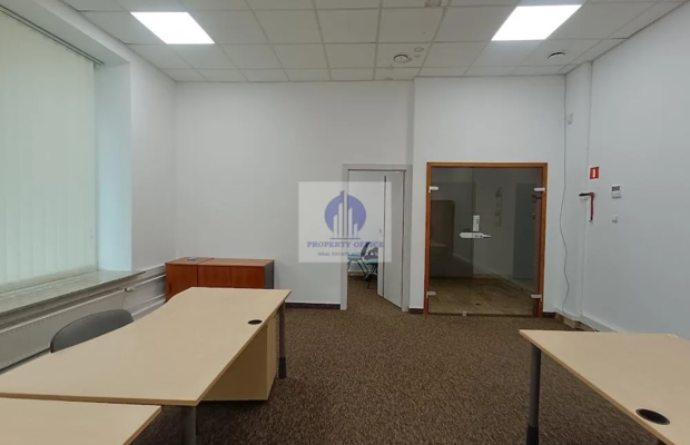 Mokotów: lokal biurowy 38 m2 do wynajęcia