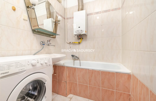 59m2 3 pok+os kuchnia Ul.Staszczyka Bronowice