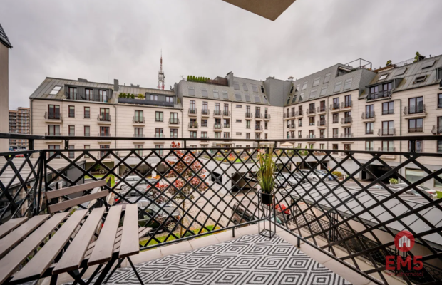 Apartament premium z kinem domowym – Młynowa