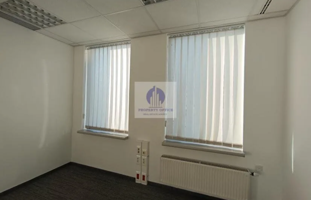 Śródmieście: lokal biurowy 14,87 m2 do wynajęcia
