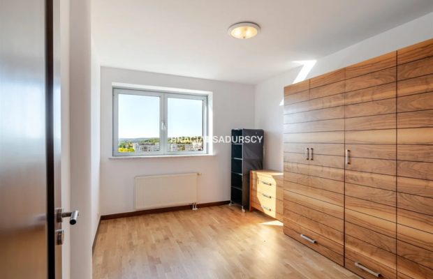 Bronowice Salwator Tower 13 piętro widok balkon