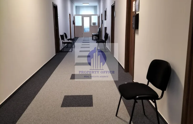 Śródmieście: lokal biurowy 15,60 m2 do wynajęcia