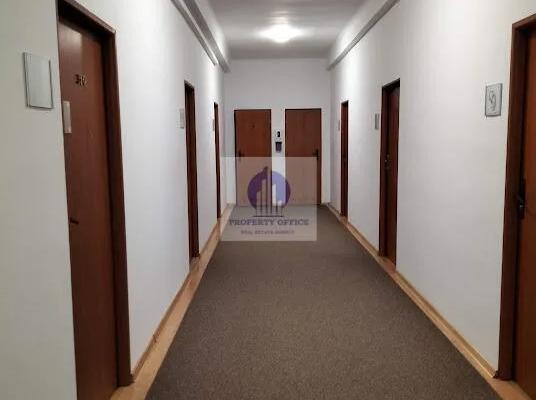 Mokotów: lokal biurowy 15,71m2 do wynajęcia