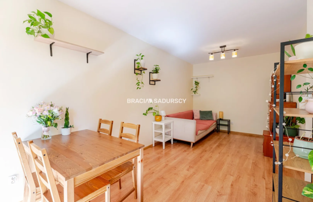 APARTAMENT Z OGRÓDKIEM  41,63 m² - GRZEGÓRZKI - TARASY WIŚLANE  

 Cena: 850 000 zł wraz z komórką lokatorską. 

 Na sprzedaż k