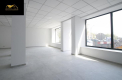 Lokal z witrynami 87m2 przy centrum