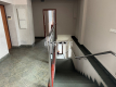 Lokale 140 m2 (parter),104 m2 (piętro)główna ulica