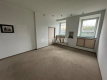 Lokale 140 m2 (parter),104 m2 (piętro)główna ulica
