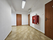 Lokal biurowo-usługowy 250m2 +duży parking w cenie