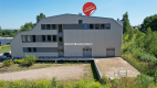 Kokotów, magazyn z częścią biurową 420 m2 - 10 500 zł.  
 
Do wynajęcia magazyn na parterze z powierzchnią biurową na II kondyg