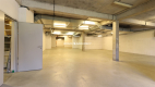 Kokotów, magazyn z częścią biurową 420 m2 - 10 500 zł.  
 
Do wynajęcia magazyn na parterze z powierzchnią biurową na II kondyg