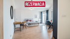 Nowoczesne wygodne mieszkanie z balkonem.