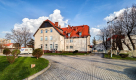 Bielawa, budynek biurowo - mieszkalny, 2306 m2, sprzedam, 1 030 000 PLN netto.  
  
Budynek biurowo-mieszkalny tuż przy Rynku. 