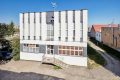 Strzegom, budynek mieszkalno - użytkowy, 1176 m2, sprzedam, 590 000 PLN netto.  
  
Na sprzedaż budynek biurowo-mieszkalny z wł