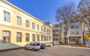 Siedlce, kompleks budynków biurowo - mieszkalnych, 3415 m2, sprzedam, 2 520 000 zł, netto.  
  
Kompleks budynków z przeznaczen