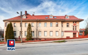 Nowa Ruda, budynki usługowe, 1832 m2, sprzedam, 2 500 000 PLN, netto.  
  
Nieruchomość zabudowana budynkiem biurowo-techniczny