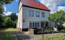 Zielona Góra, dom 4 pokoi, 119 m2, sprzedam, cena 599 000 zł.  
  
Oferta wyłącznie w WGN Nieruchomości.  
  
 Sprzedam dom w Z