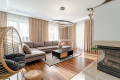 Dom wolnostojący 273 m², działka 18 ar – Węgrzce