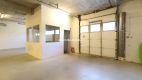 Kokotów, magazyn z częścią biurową 420 m2 - 10 500 zł.  
 
Do wynajęcia magazyn na parterze z powierzchnią biurową na II kondyg
