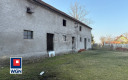 Trzebnice, gmina Chocianów, dom do remontu, 279 m2, działka z zabudowaniami gospodarczymi, 1 255 m2, sprzedam, cena 249 900 zł.