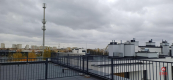 Apartament z antresolą i tarasem na dachu .