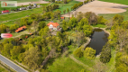 Piękny dwór z parkiem i stawem – 3,34 ha