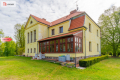 Piękny dwór z parkiem i stawem – 3,34 ha