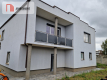 Dom z widokiem na jezioro - 3 odrębne mieszkania