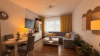 Dom 110 m2, dwa mieszkania, Osiedle Jary