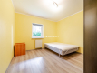 Ustawne 2 pokojowe mieszkanie w apartamentowcu.