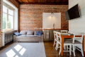 Dwupokojowy apartament z historycznym charakterem