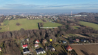 D  ziałka budowlana o pow. 29 arów w Sygneczowie gm. Wieliczka   
 
Oferujemy na sprzedaż działkę budowlaną położoną w malownic