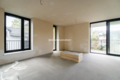 Nowoczesny jasny apartament w otoczeniu zieleni 