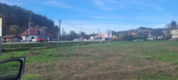Działka pod usługi lub zabudowe jednorodzinną