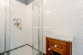 Dwupokojowy apartament z historycznym charakterem