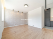 Bochnia, 2-pokojowe mieszkanie o powierzchni 37 m² wraz z miejscem postojowym i komórką lokatorską. 
Mieszkanie położone na par