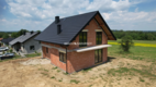 Dom w Brzezince, gm Brzeźnica